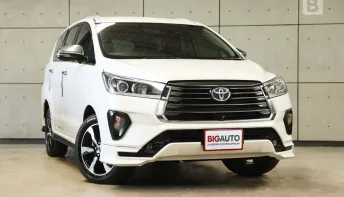 2022 Toyota INNOVA 2.8 Crysta Premium Wagon AT ไมล์แท้ รถมือแรกจากป้ายแดง B8049