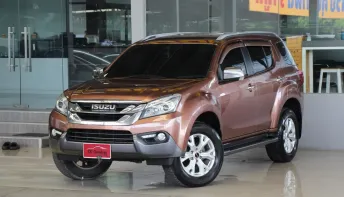 Isuzu MU-X 3.0 DVD ปี 2015 รถบ้านแท้ๆเข้าศูนย์ตลอด สวยเดิมทั้งคันรับประกันบอดี้ ออกรถ0บาท