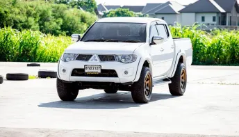 2013 Mitsubishi TRITON 2.4 CNG รถกระบะ 