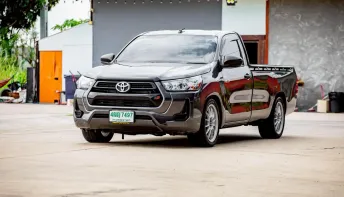 2023 Toyota Hilux Revo 2.4 รถกระบะ 