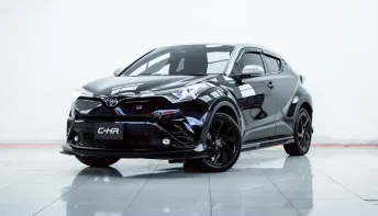 2B525 TOYOTA C-HR 1.8 HEV GR Sport 2023 รถ SUV ไฮบริด สีดำ มือสอง