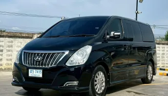 Hyundai H-1 2.5 Elite 2017 รถบ้านมือเดียว