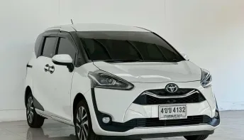 Toyota Sienta 1.5 V 2022 ไมล์น้อย ศูนย์ดูแล