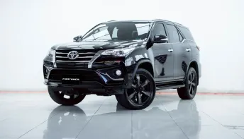 2B512 TOYOTA FORTUNER 2.8 TRD 4WD AT 2017