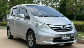 Honda Freed 1.5 EL ปี 2013