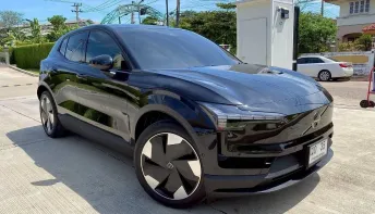 VOLVO EX30 69kWh Ultra Twin Motor 2024
