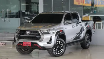 Toyota Hilux Revo 2.4 E Prerunner AUTO ปี 2021 รถบ้านมือเดียว สวยเดิม ใช้น้อยเข้าศูนย์ตลอด ฟรีดาว