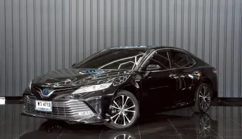 TOYOTA CAMRY 2.5 HV Premium 2020