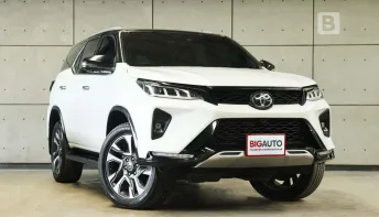 2023 Toyota FORTUNER 2.4 Legender (Black top) SUV AT ไมล์แท้ รับประกันตัวรถ 5 ปี 150,000 KM B4502