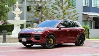 2022 Porsche CAYENNE 3.0 E-Hybrid SUV รถสวยแต่งเต็ม