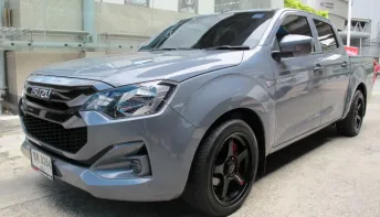 2024 ISUZU DMAX CAB4 1.9 S เกียร์AUTO สีเทา ล้อแม็ค รถสวยสภาพใหม่ มือเดียว วิ่งน้อย 27,010 กม.
