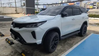 TOYOTA FORTUNER 2.4 Legender 2023 รถบ้านสภาพดี