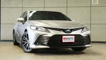 2022 Toyota CAMRY 2.5 HEV Premium ไมล์แท้ 5หมื่น Minorchange สีเทาใหม่ มีรับประกันจาก Toyota B1636