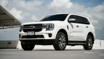 Ford Everest 2.0 Bi-Turbo Titanium+ 4x4 ปี 2022 สายลุยตัวท็อป ดีเซล 210 แรงม้า มือเดียว ป้ายแดง