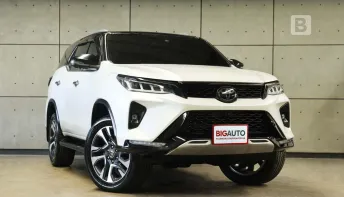2023 Toyota FORTUNER 2.4 Legender (Black top) SUV AT ไมล์แท้ รับประกันตัวรถ 5 ปี 150,000 KM B5126