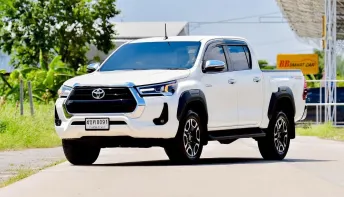 2022 Toyota Hilux Revo 2.4 Prerunner รถกระบะ 