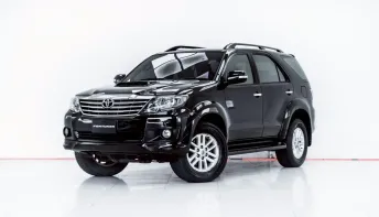 3B729 TOYOTA FORTUNER 3.0 V AT 2012