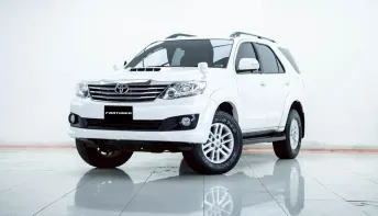 2B543 TOYOTA FORTUNER 3.0 V AT 2013