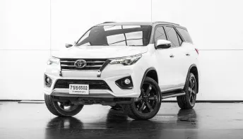 Toyota Fortuner 2.8 TRD Sportivo Blacktop 2WD 2017