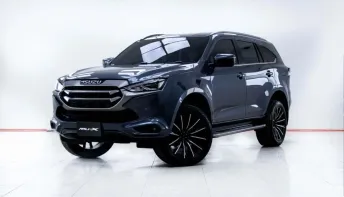 5D067 ISUZU MU-X 3.0 ULTIMATE 2WD AT 2021