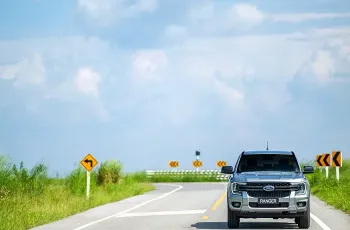 Ford Ranger ปี 2025 รุ่นย่อย XLS