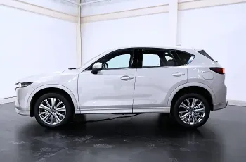 Mazda CX-5 รุ่น XDL ราคาเริ่มต้นประมาณ 1,600,000 – 1,700,000 บาท