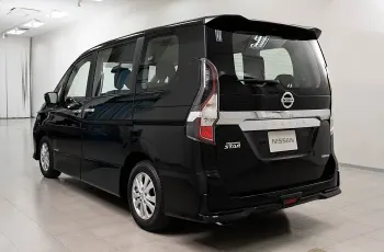 Nissan Serena รุ่น 2.0 S-Hybrid Highway Star