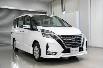 Nissan Serena รุ่น 2.0 S-Hybrid Highway Star