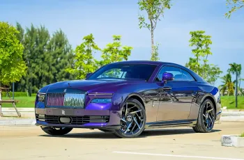 Rolls-Royce Spectre Black Badge 2025 เปิดตัวในไทย