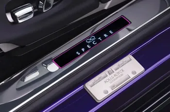 Rolls-Royce Spectre Black Badge 2025