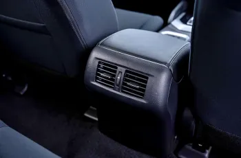 Nissan Navara DoubleCab Calibre SL 7AT ปี 2025