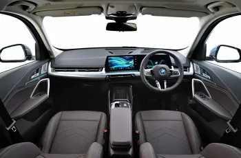 BMW iX1L รุ่น eDrive20L M Sport ปี 2025