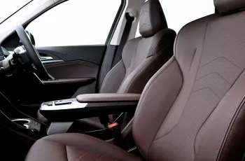 BMW iX1L รุ่น eDrive20L M Sport ปี 2025