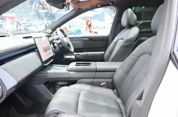 ZEEKR 7X ปี 2025