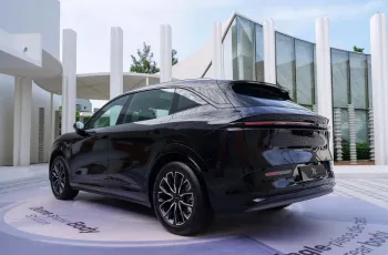 ZEEKR 7X ปี 2025