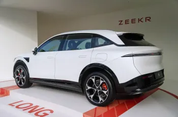 ZEEKR 7X ปี 2025