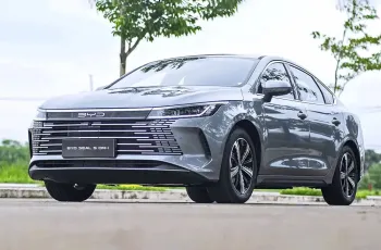 BYD SEAL 5 DM-i Super Hybrid ปี 2025