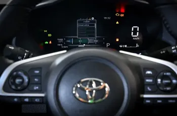 Toyota YARIS ATIV ปี 2025 เปิดตัวรุ่น 1.5 HEV