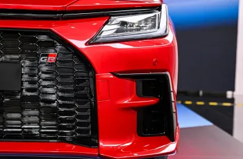 Toyota YARIS ATIV ปี 2025 เปิดตัวรุ่น 1.5 HEV GR