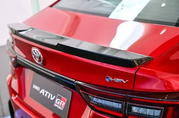 Toyota YARIS ATIV ปี 2025 เปิดตัวรุ่น 1.5 HEV GR