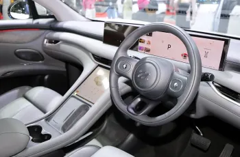 MG IM6 ปี 2025 รุ่น Premium LONG RANGE