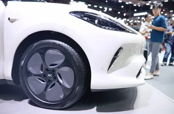 MG IM6 ปี 2025 รุ่น Premium LONG RANGE 