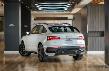 audi-q5-sportback-55-tfsi-e-3-c345