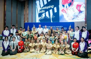 21-photo-group-0c83