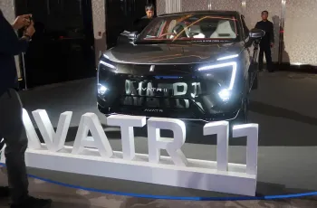 AVATR 11 ปี 2025 รุ่นพิเศษ Royal Edition