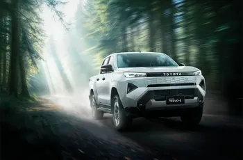 HILUX TRAVO-e 2025