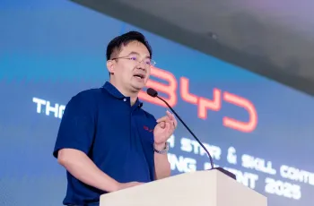 นายหยู่ปิน เคอ ผู้จัดการทั่วไป บริษัท บีวายดี ออโต้ (ประเทศไทย)