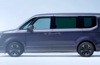  Honda STEP WGN e:HEV SPADA ในญี่ปุ่น