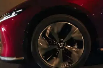 All-Electric Mazda6e