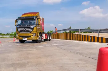 . NEX EV Tractor 423 kWh (รถหัวลากไฟฟ้า)